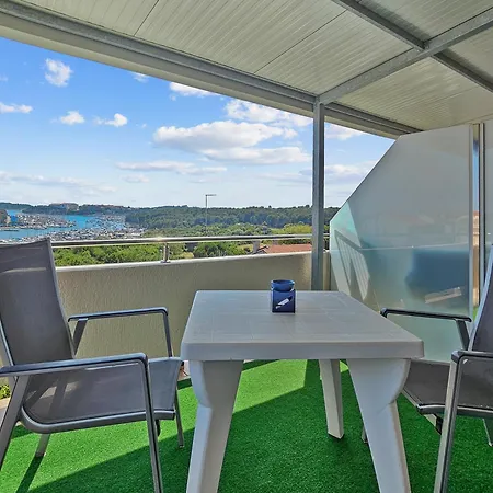 1 Гостьовий будинок Пула